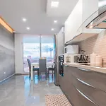 Chic Retreat In The Heart Of Tigne * Sliema