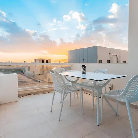아파트 Chic Retreat In The Heart Of Tigne *