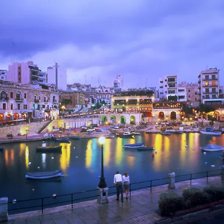 Apartman Chic Retreat In The Heart Of Tigne Sliema