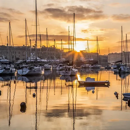 アパート Chic Retreat In The Heart Of Tigne