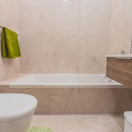 Chic Retreat In The Heart Of Tigne * סליאמה