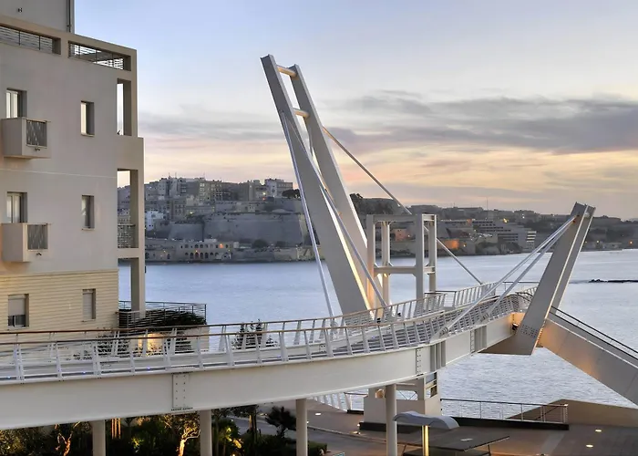 Chic Retreat In The Heart Of Tigne Daire