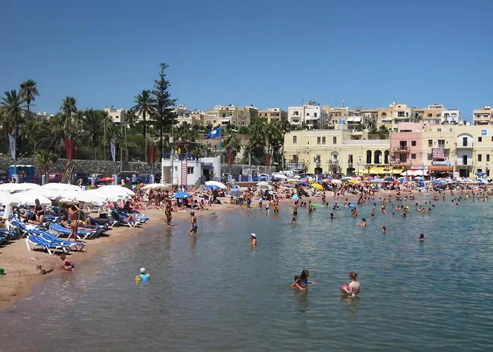 Apartament Chic Retreat In The Heart Of Tigne Sliema