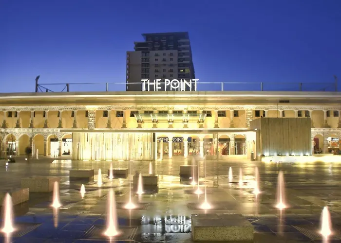 Daire Chic Retreat In The Heart Of Tigne Sliema