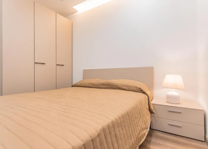 Apartament Chic Retreat In The Heart Of Tigne Sliema